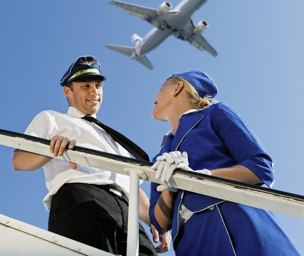 Flight Attendant Interview Guide And Directory Ingles Aviacao